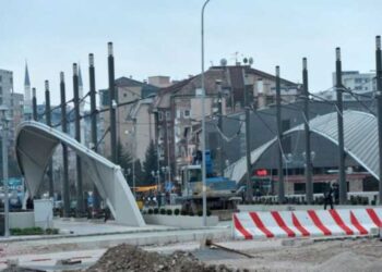 Kosovska Mitrovica: Stabilizovano stanje povređenog mladića