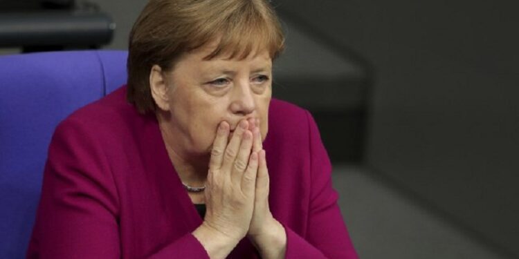Merkel: Crni oblaci nad dijalogom Srbije i Kosova