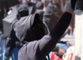 Cirih za 1. maj: Antifa izazvala nerede, policija koristila suzavac i gumene metke