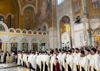 Hiljade vernika u Spasovdanskoj litiji: Beograd obeležio slavu grada