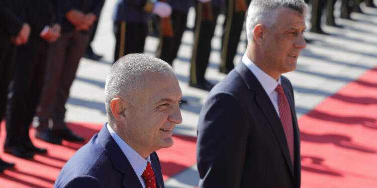Raskid prijateljstva sa Ramom, Tači sada blizak Meti