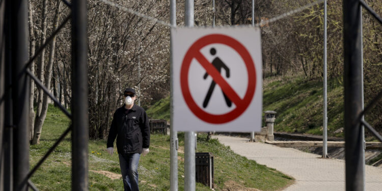 Još 12 novih slučajeva koronavirusa na Kosovu, ukupno 106