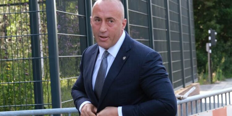Haradinaj ispitan u Hagu, branio se ćutanjem