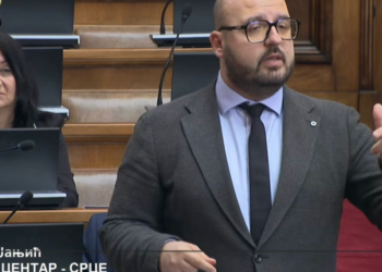 Poslanik opozicije Janjić laže kako građani u Švedskoj štampaju izborne listiće kod kuće