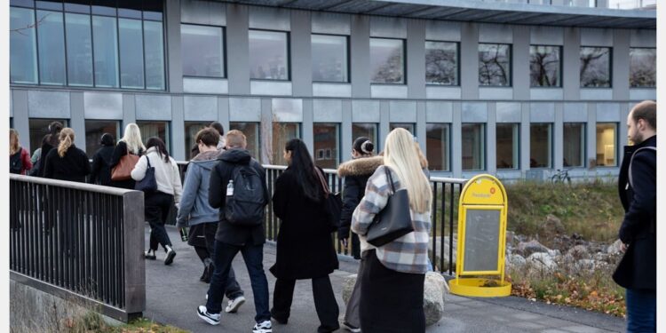 Studije novinarstva u Stokholmu pauziraju upis zbog „propusta“