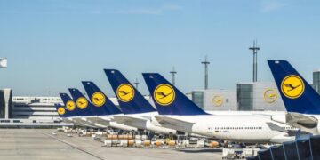 Lufthansa od danas ukida besplatan ručni kofer