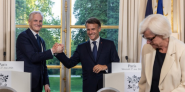 Makron i novi saveznik: Norveška ulazi u francuski nuklearni blok