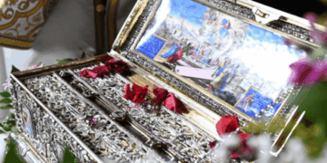 Iguman manastira Vatoped: Časni pojas Presvete Bogorodice na čelu Spasovdanske litije – veliki blagoslov za Srbiju