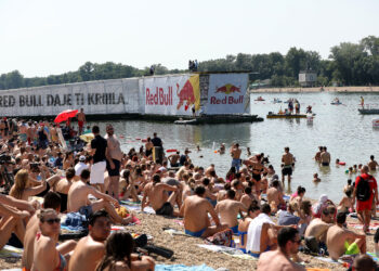 Održan drugi Red Bull Flugtag u Beogradu (FOTO)