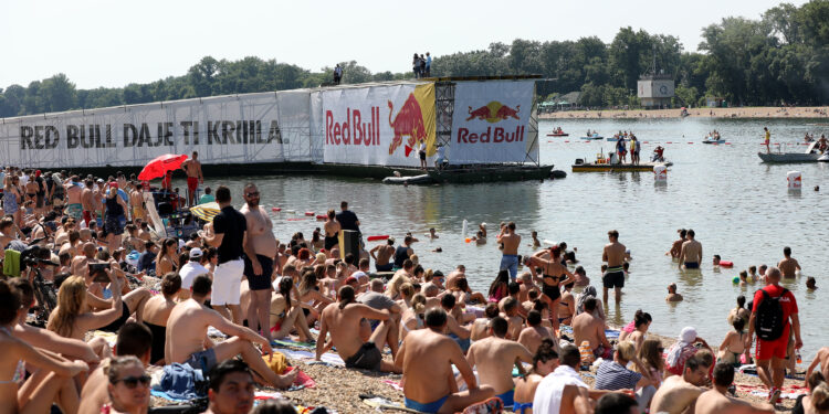 Održan drugi Red Bull Flugtag u Beogradu (FOTO)