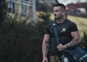 Mladi influencer iz Srbije zaludeo region: Evo zašto ga prati više od 100.000 ljudi