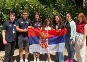 Srbija među najboljima: Mlade programerke osvojile medalje u Italiji