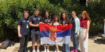 Srbija među najboljima: Mlade programerke osvojile medalje u Italiji
