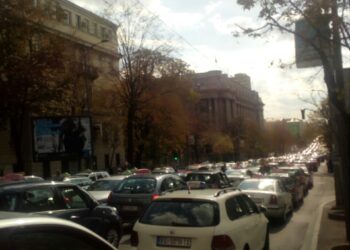 Taksisti završili današnji protest, najavili novi za sutra