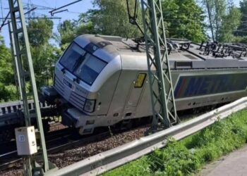 Voz iskočio iz šina u Hamburgu: Nemačka luka paralizovana