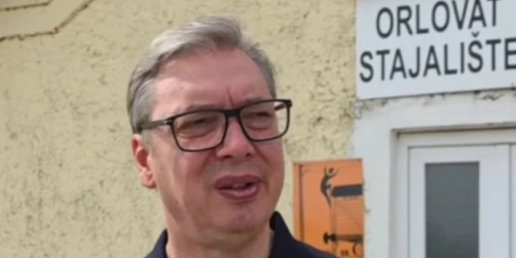 Predsednik Vučić u Orlovatu: Obnavljamo ovu i mnoge druge železničke stanice