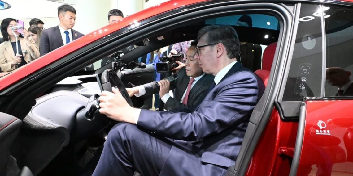Predsednik Srbije pregovara sa Xiaomi: Srbija kao novi potencijalni centar auto-industrije