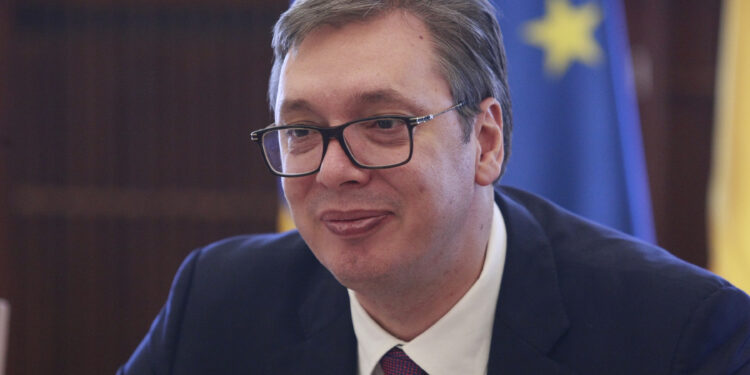 Vučić sutra posećuje papu u Vatikanu, tema Kosovo