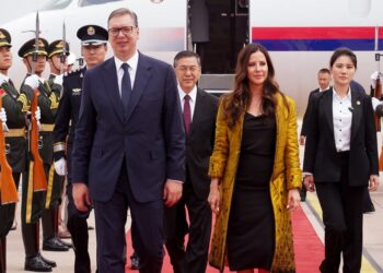Predsednik Srbije stigao u Peking, počinje višednevna zvanična poseta Kini