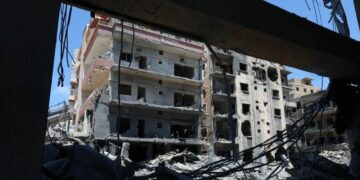 Novi izraelski udari na Liban i Gazu: Jedna osoba poginula, 28 povređeno