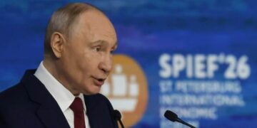 Putin: Ne vidim svrhu sastanka sa Zelenskim, pismo sadrži nepristojne elemente