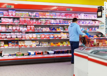 Opasna hrana u nemačkim supermarketima: Salmonela, metal i plesni