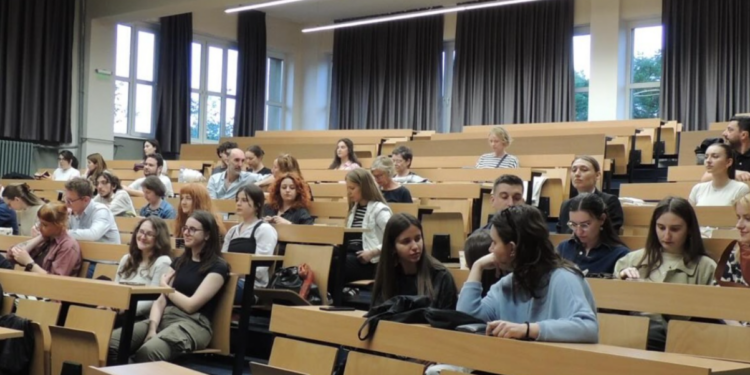Biblioteka u Berlinu se zatvara: Studenti ostaju bez mesta za učenje!