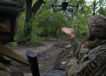 Ukrajinski dron pogodio autobus: 7 osoba poginulo, 11 povređeno