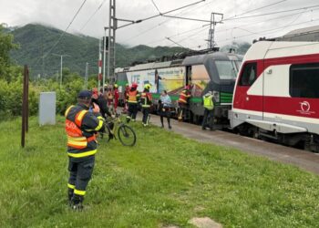 Sudar vozova u Slovačkoj: Hitno evakuisano više od 100 putnika