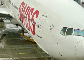 Drama na letu za Cirih: Šestoro kod lekara, avion vanredno sleteo na Azore