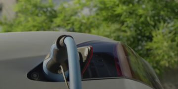 Studija iz Minhena uzdrmala politiku Brisela: Električni automobili nisu CO₂ neutralni